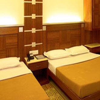 Ramana's Residency, Thirunallar 2